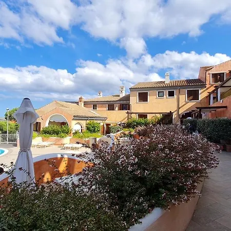 Borgo Punta Aparthotel