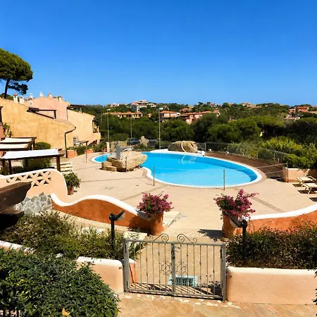 Aparthotel Borgo Punta La Maddalena (Sassari)
