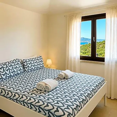 Hotel apartamentowy Borgo Punta La Maddalena (Sassari)