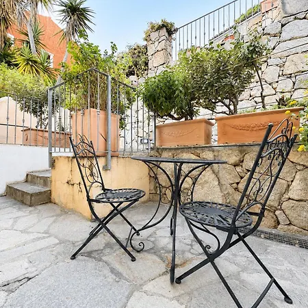 Borgo Punta Lejlighedshotel
