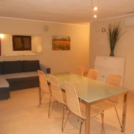Aparthotel Borgo Punta