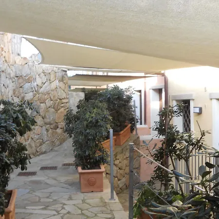 Borgo Punta Ξενοδοχείο με διαμερίσματα 4*
