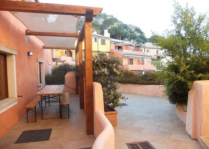 Borgo Punta Aparthotel 4*